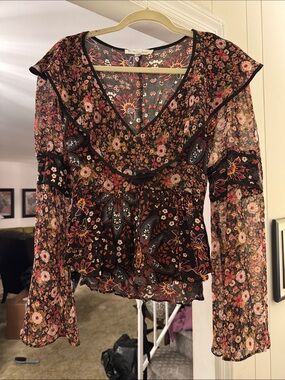 BCBGeneration Black Floral Sheer V-Neck Ruffle Blouse